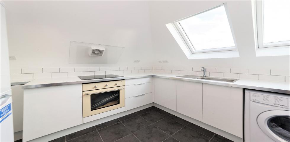 			RECENTLY REFURBISHED, 3 Bedroom, 1 bath, 1 reception Flat			 Harrowdene Road, WEMBLEY 